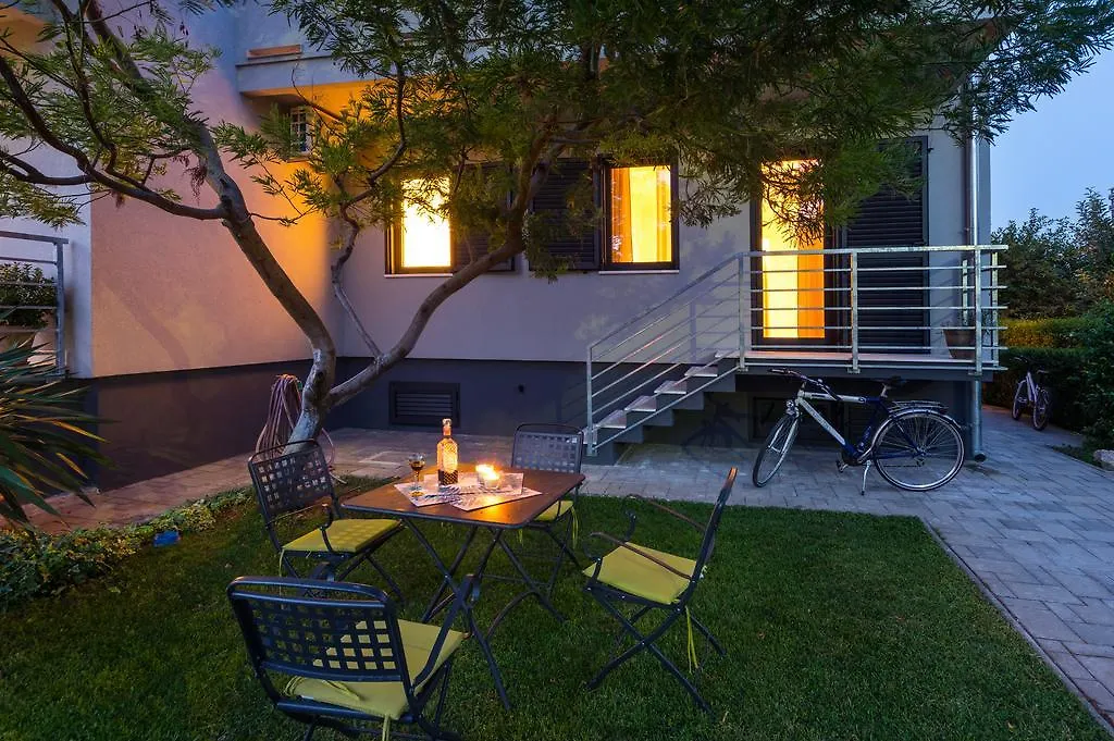 Apartments Shosha Zadar